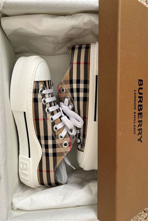 burberry sneakers outfit|burberry sneakers for females.